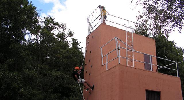 Hervás Albergue Turistico Valle Del Ambroz מראה חיצוני תמונה